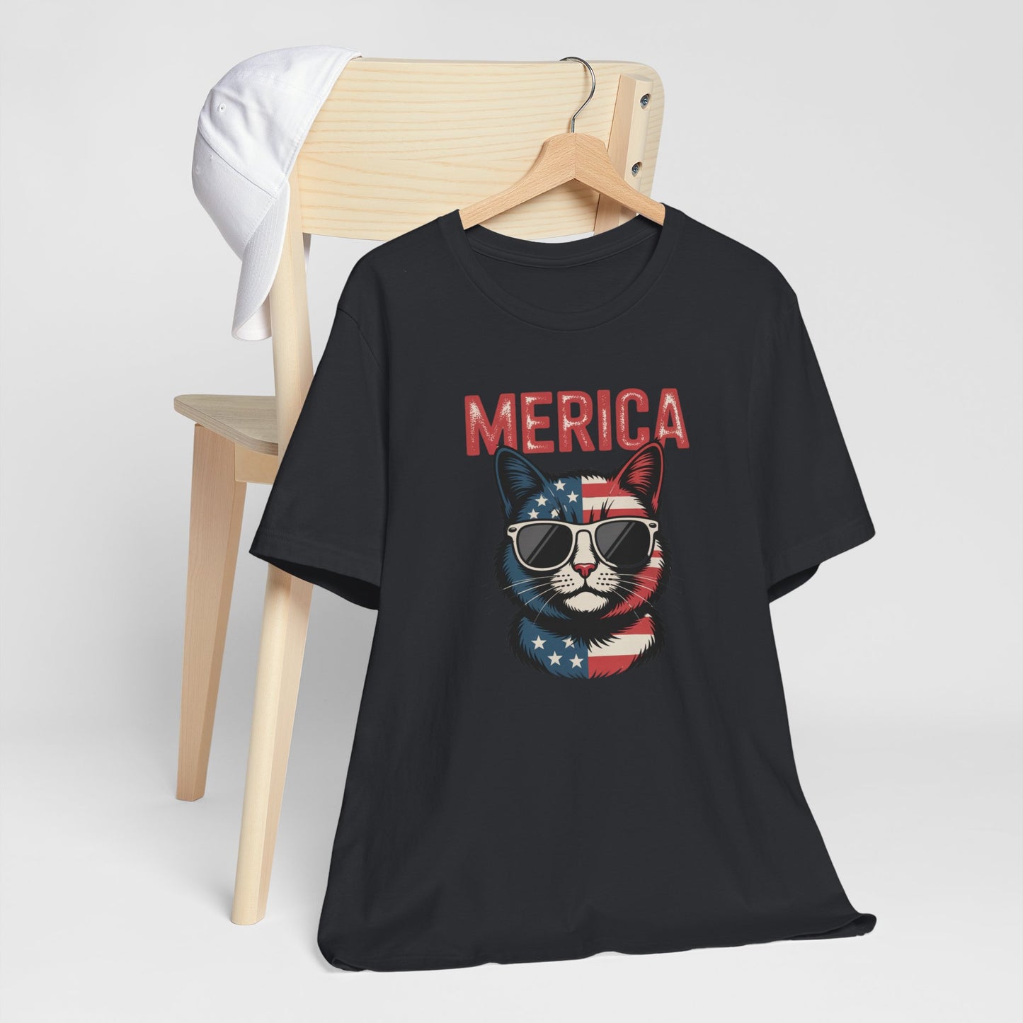 USA Cat Graphic Tee - Funny Patriotic ‘Merica Shirt - 4th of July T-Shirt for Men & Women