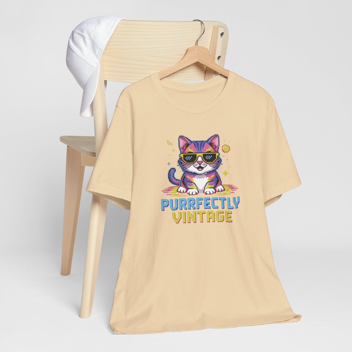 Purrfectly Vintage 80's - 90's Retro Cat T-Shirt