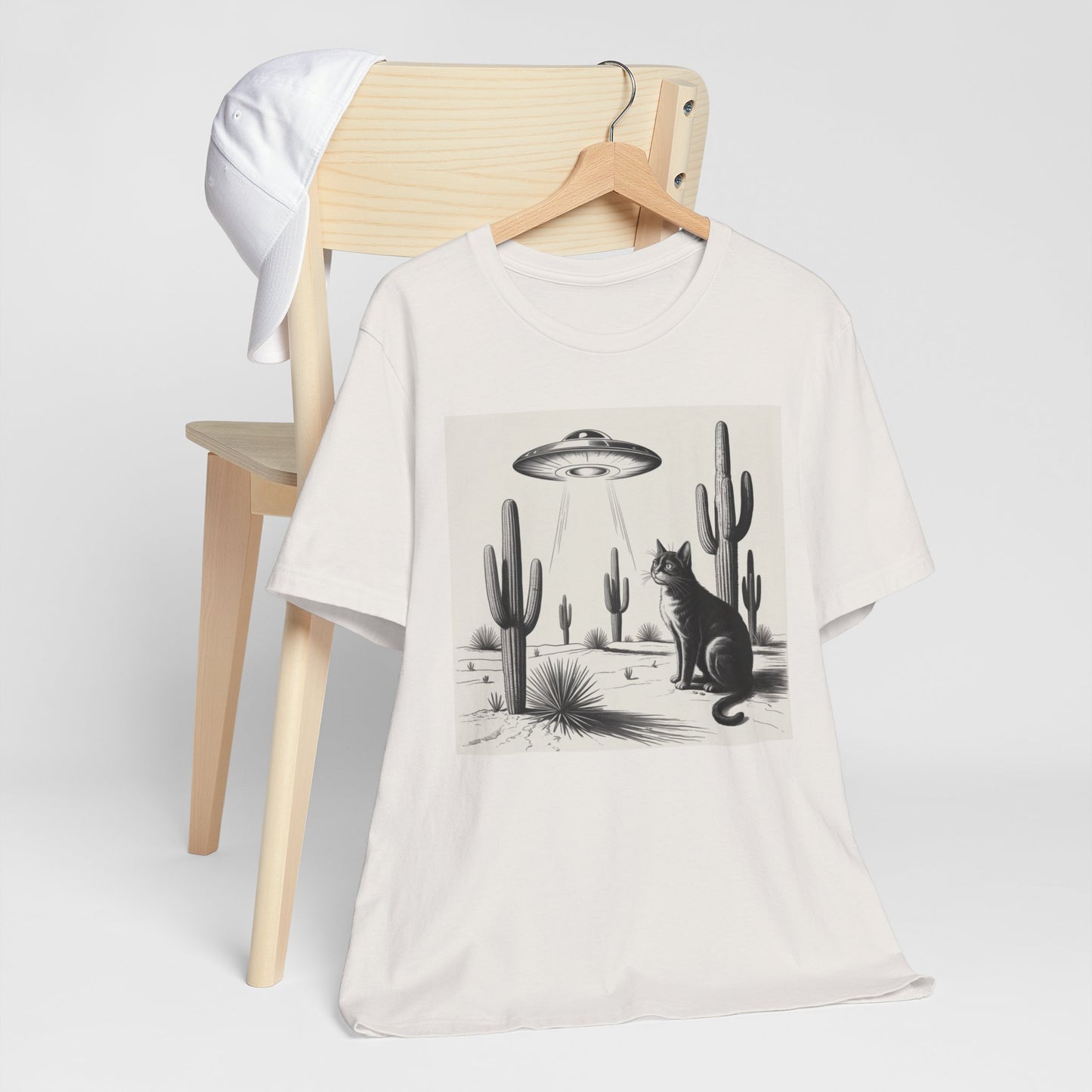 Alien Abduction Cat T-Shirt – Funny UFO & Cat Graphic Tee for Sci-Fi and Feline Fans